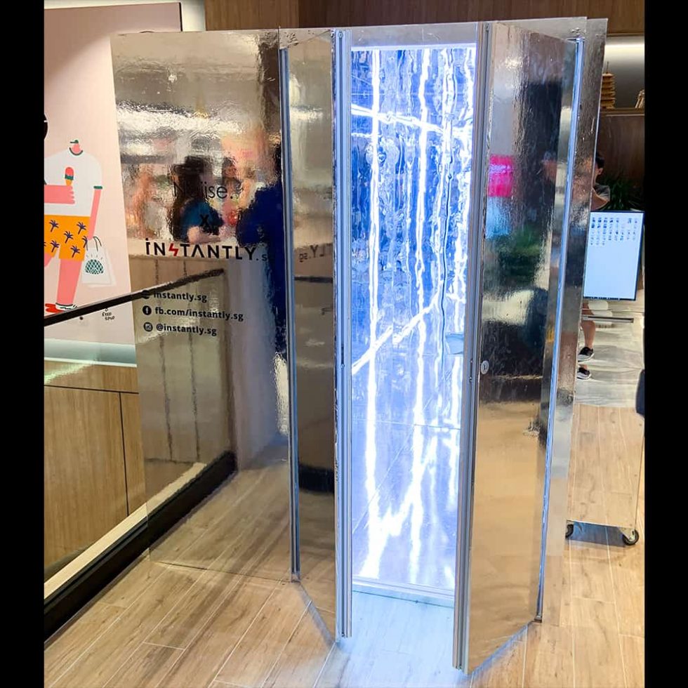 Infinity Mirror Photobooth Instantly.sg. Branded Photo Booth Singapore.